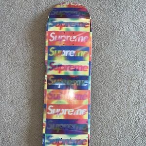 Supreme Distorted Logo Skaeboard Deck DS